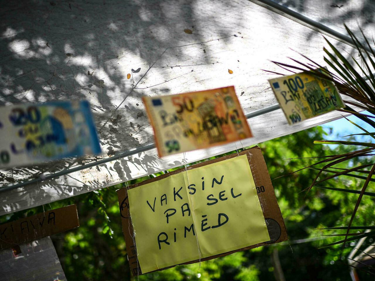 Guadeloupe: plus de 600 soignants non vaccinés acceptent une reconversion professionnelle