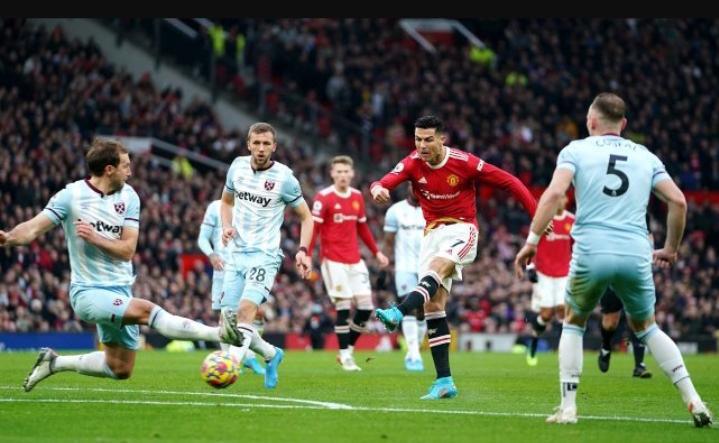 Premier League : United arrache la victoire contre West Ham, Newcastle s'impose pour la deuxième fois de la saison
