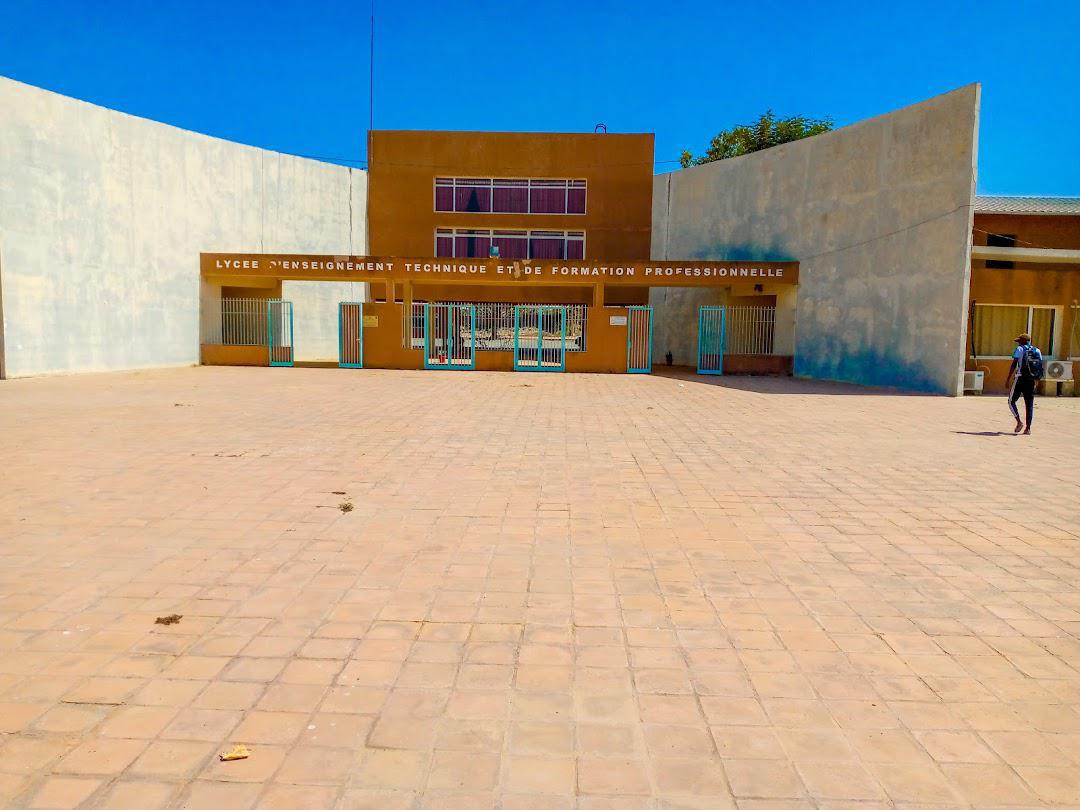 Drame au Lycée Technique de Thiès: un élève meurt subitement en plein de cours Eps