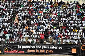 Modou Lô en route vers le stade Demba Diop
