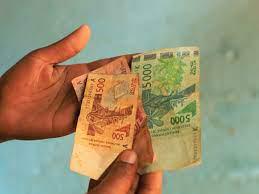 Côte d'Ivoire: une plateforme et un numéro vert pour lutter contre la corruption