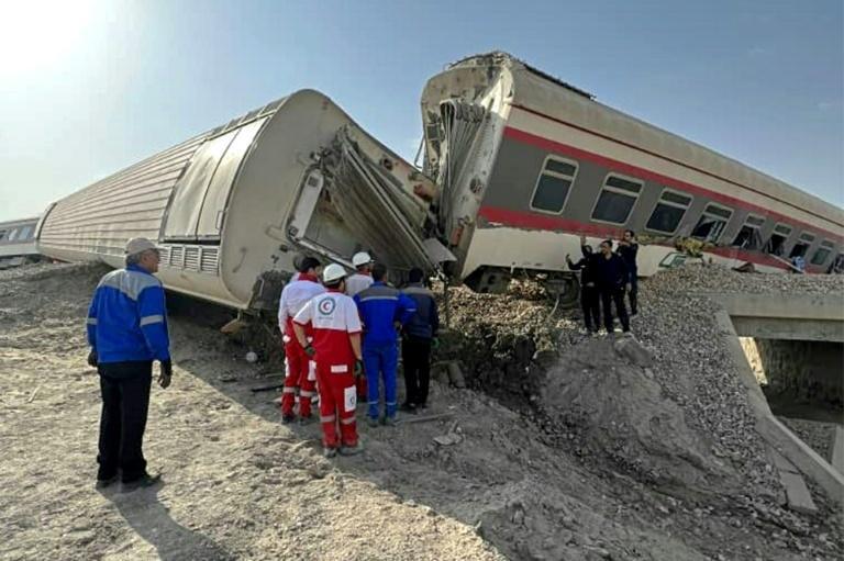 Iran: au moins dix-sept morts dans un déraillement de train