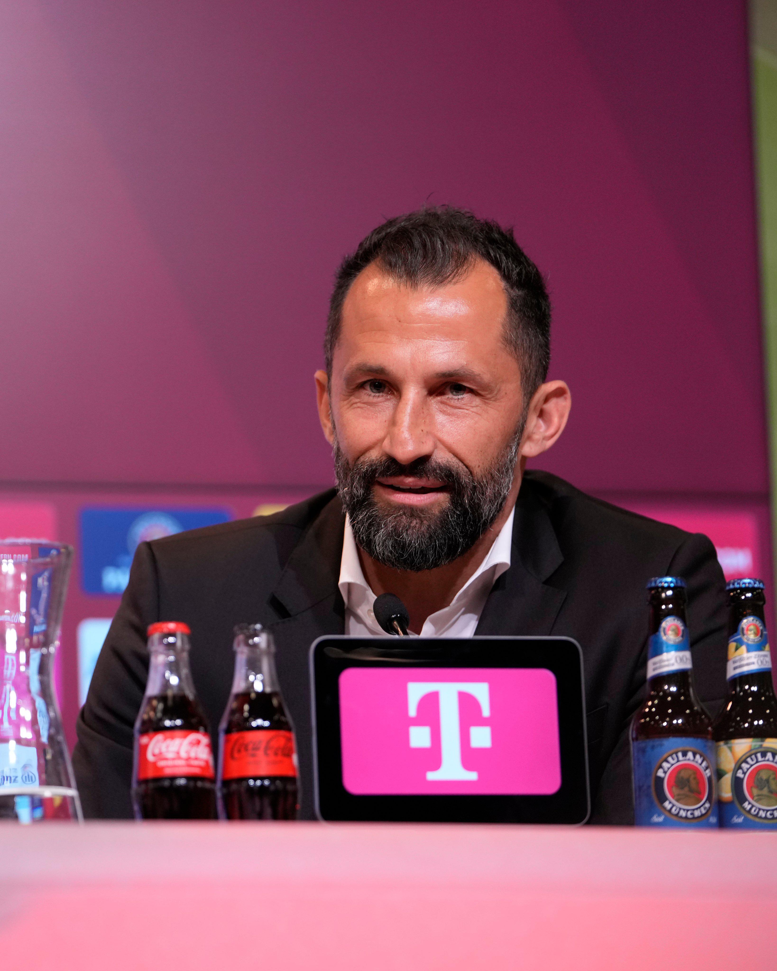 Le Directeur sportif du Bayern révèle : « Sadio nous a reçu avec un short et une mangue en main »