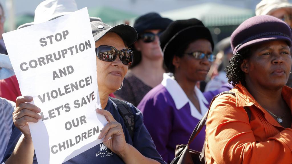 Vingt ans après la fin de l'apartheid, l'ANC minée par la corruption