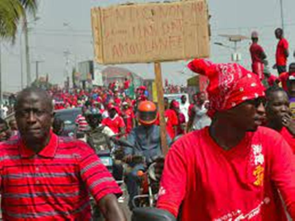 Guinée: le FNDC veut manifester malgré l'interdiction des autorités