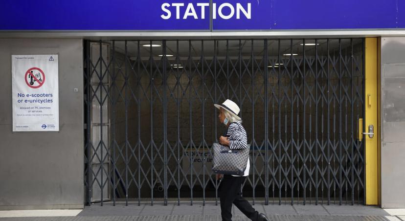 Le métro de Londres quasi paralysé par une grève face à l'inflation