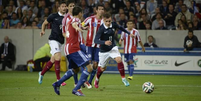 Les Bleus freinés dans leur élan par le Paraguay (1-1)