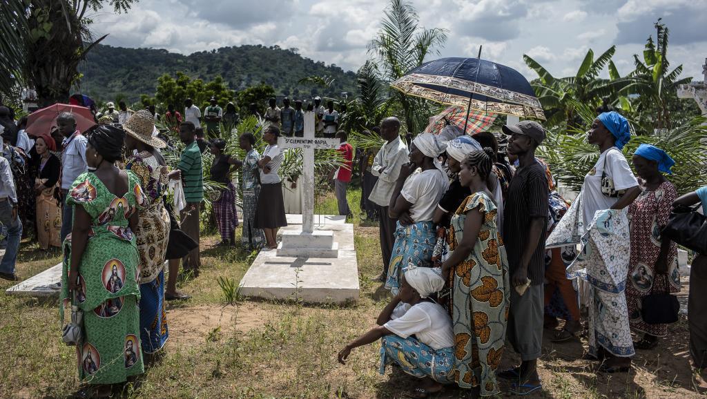 Obsèques de l'abbé Paul-Emile Nzale, à Bangui, le 5 juin 2014. AFP/MARCO LONGARI
