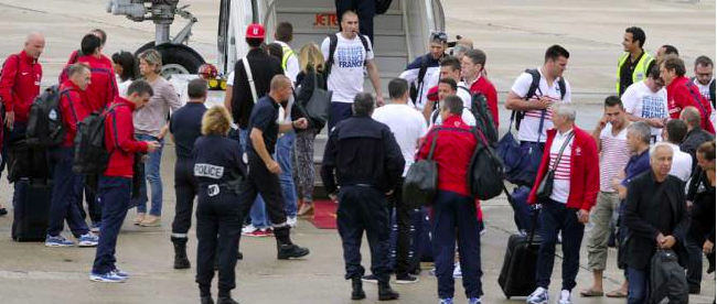 CDM2014 : Les Bleus acclamés à leur retour