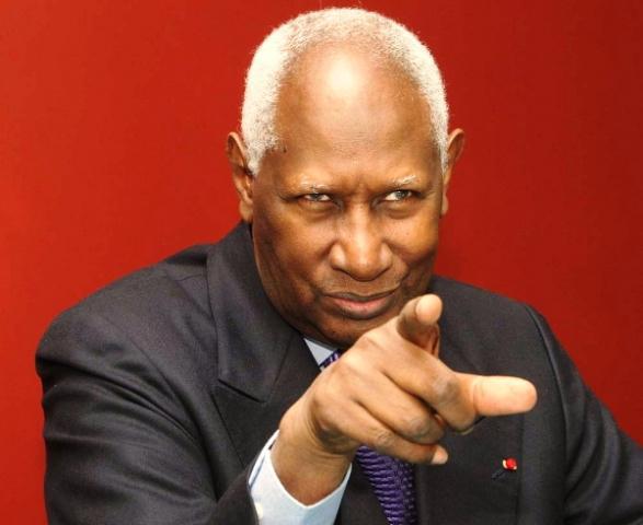 Passez commande : le président Abdou Diouf finit ses « Mémoires »