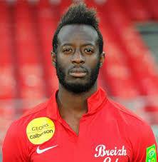 Arles-Avignon : Larsen Touré en renfort