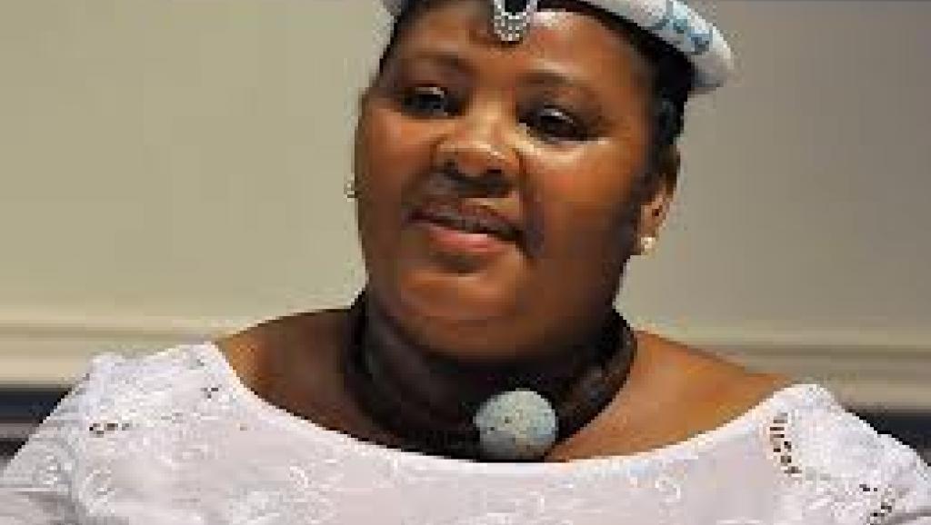Nosiviwe Mapisa-Nqak, ministre sud-africaine de la Défense (photo prise en 2012) Commons.wikimedia.org