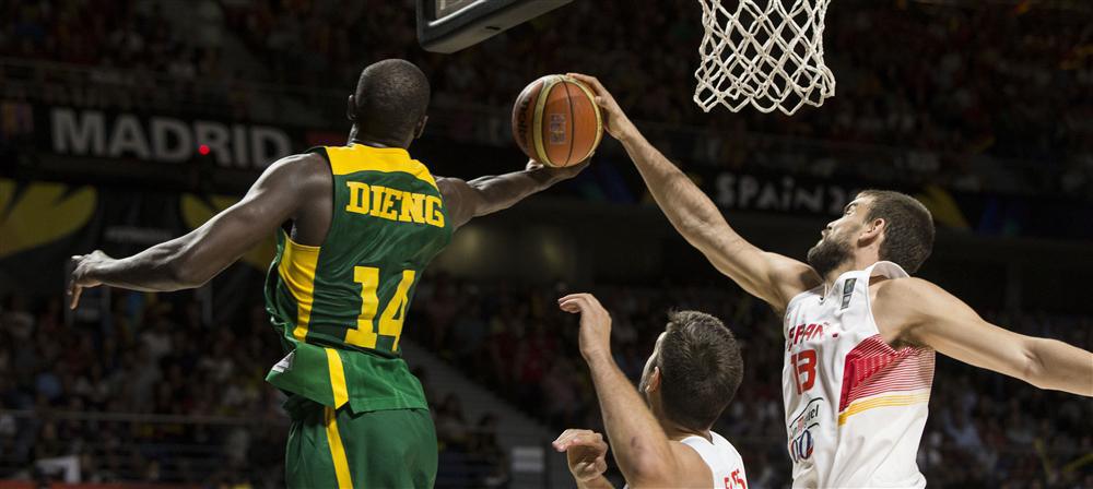 Le Sénégal tient le choc avec ses moyens mais cède devant l'Espagne (89-56)
