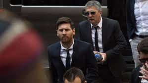 Le père de Messi aperçu au Barcelone au lendemain de la défaite du PSG face au Bayern 