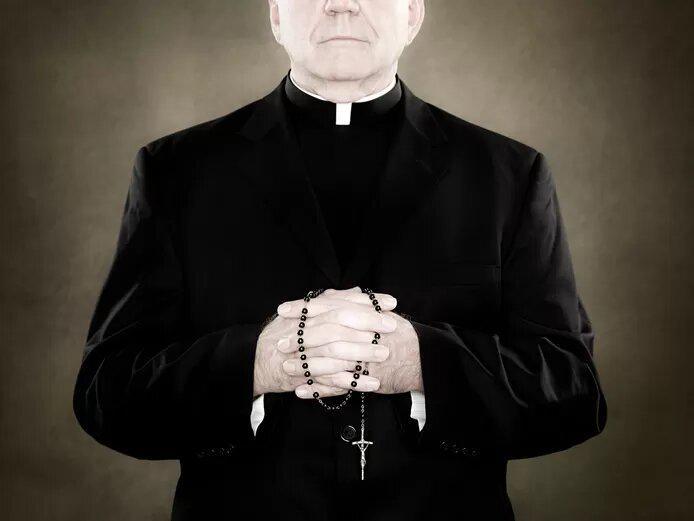 Un groupe catholique américain a dépensé des millions de dollars pour identifier et dénoncer les prêtres gays