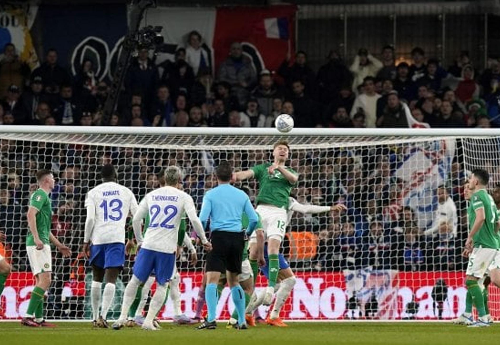 Qualifs Euro 2024 : la France enchaîne difficilement en Irlande