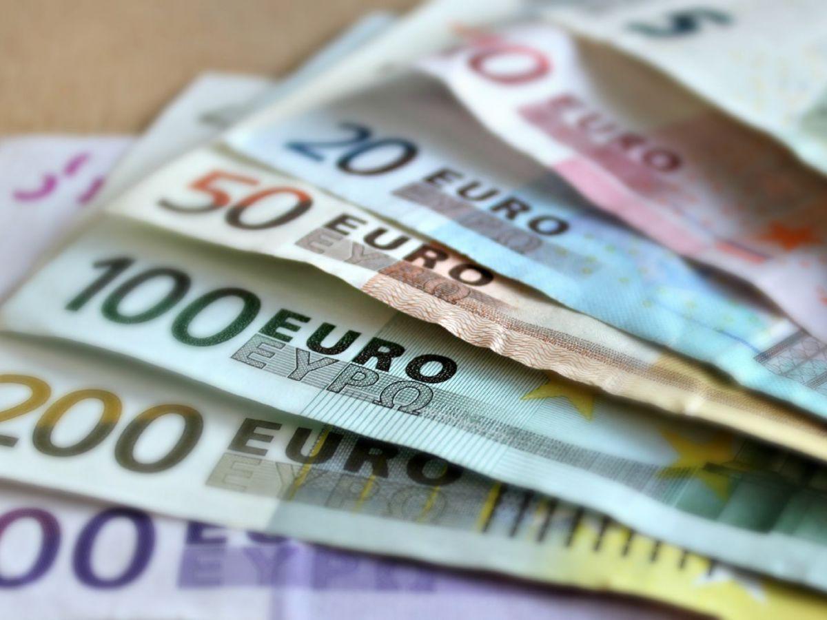 Dakar : une étudiante appréhendée avec de faux dollars et euros