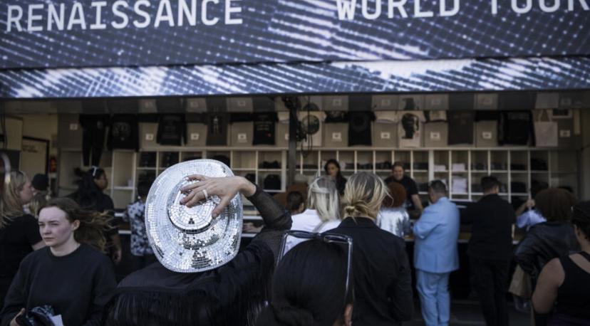Beyoncé entame une mégatournée au grand spectacle futuriste