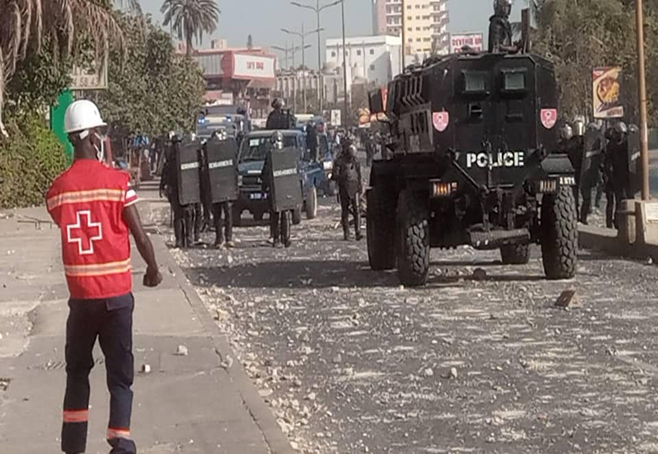 Manifestations à Ngor: Amnesty International dénonce « l’usage excessif de la force par la gendarmerie »