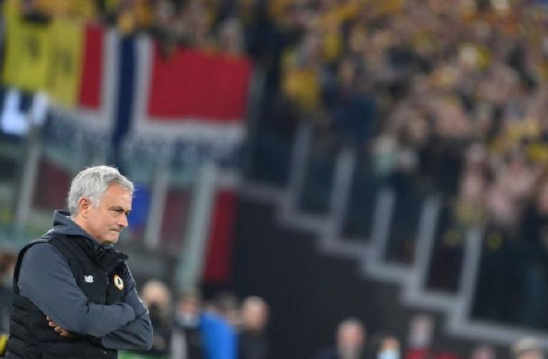 Mourinho attend une offre du PSG