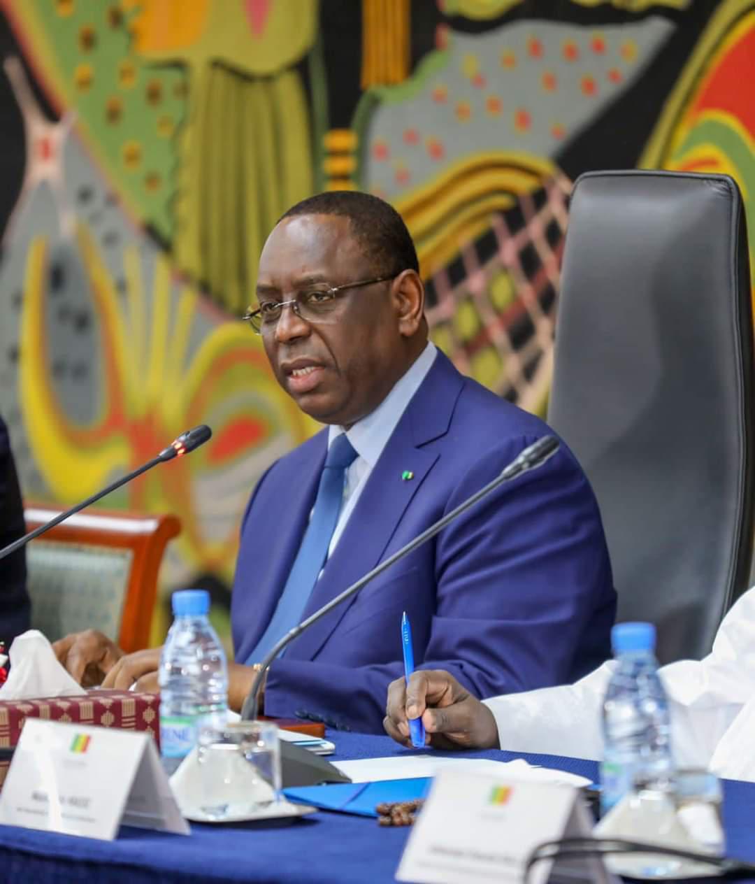 Macky Sall avertit les manifestants: "L'Etat est, et restera debout"