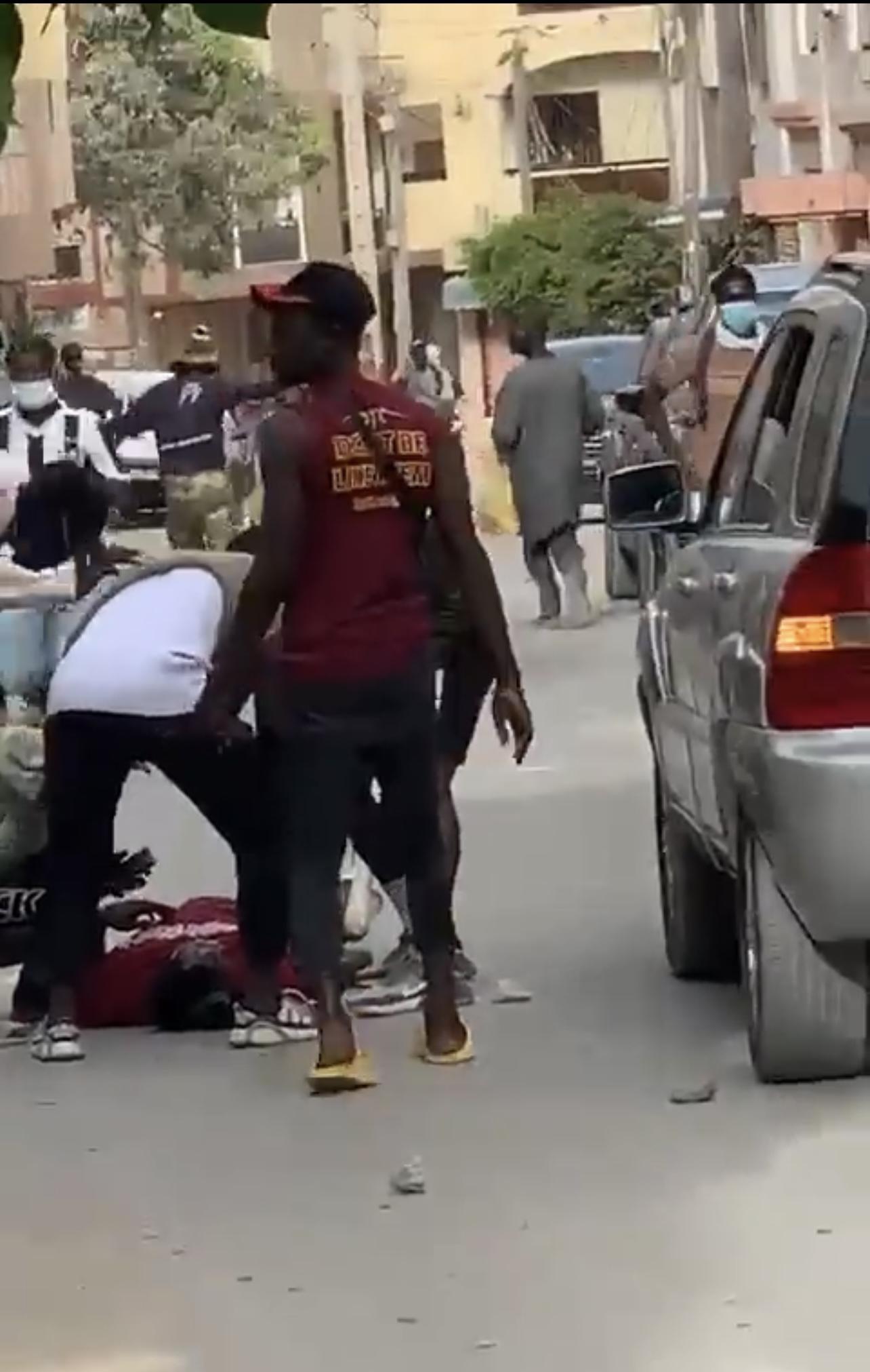 Hlm Grand Yoff : un manifestant reçoit un projectile en plein visage