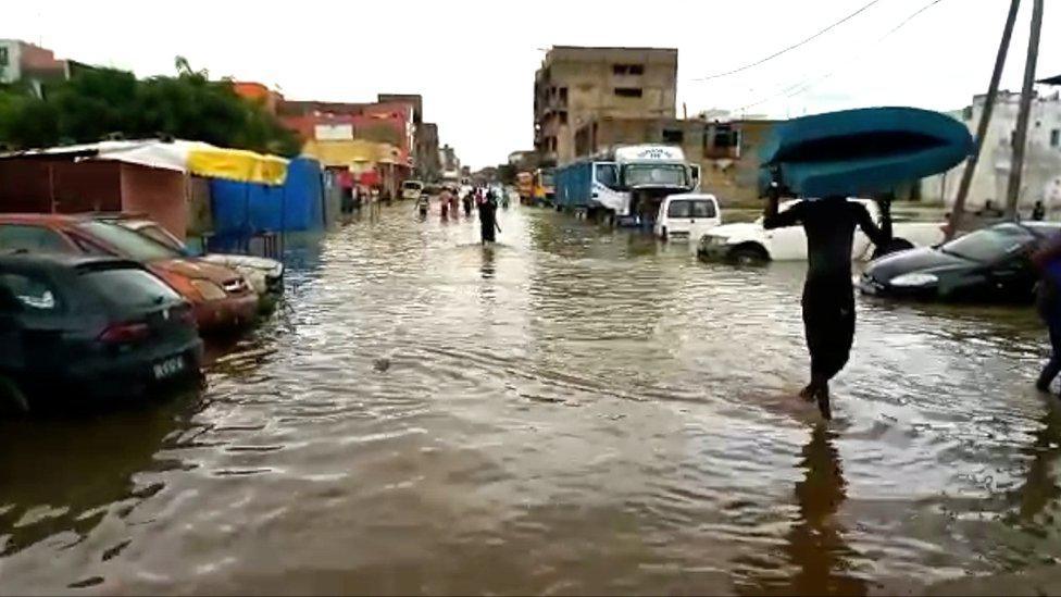 Sénégal: 2.700 logements sociaux prévus pour reloger des victimes d’inondations (directeur)