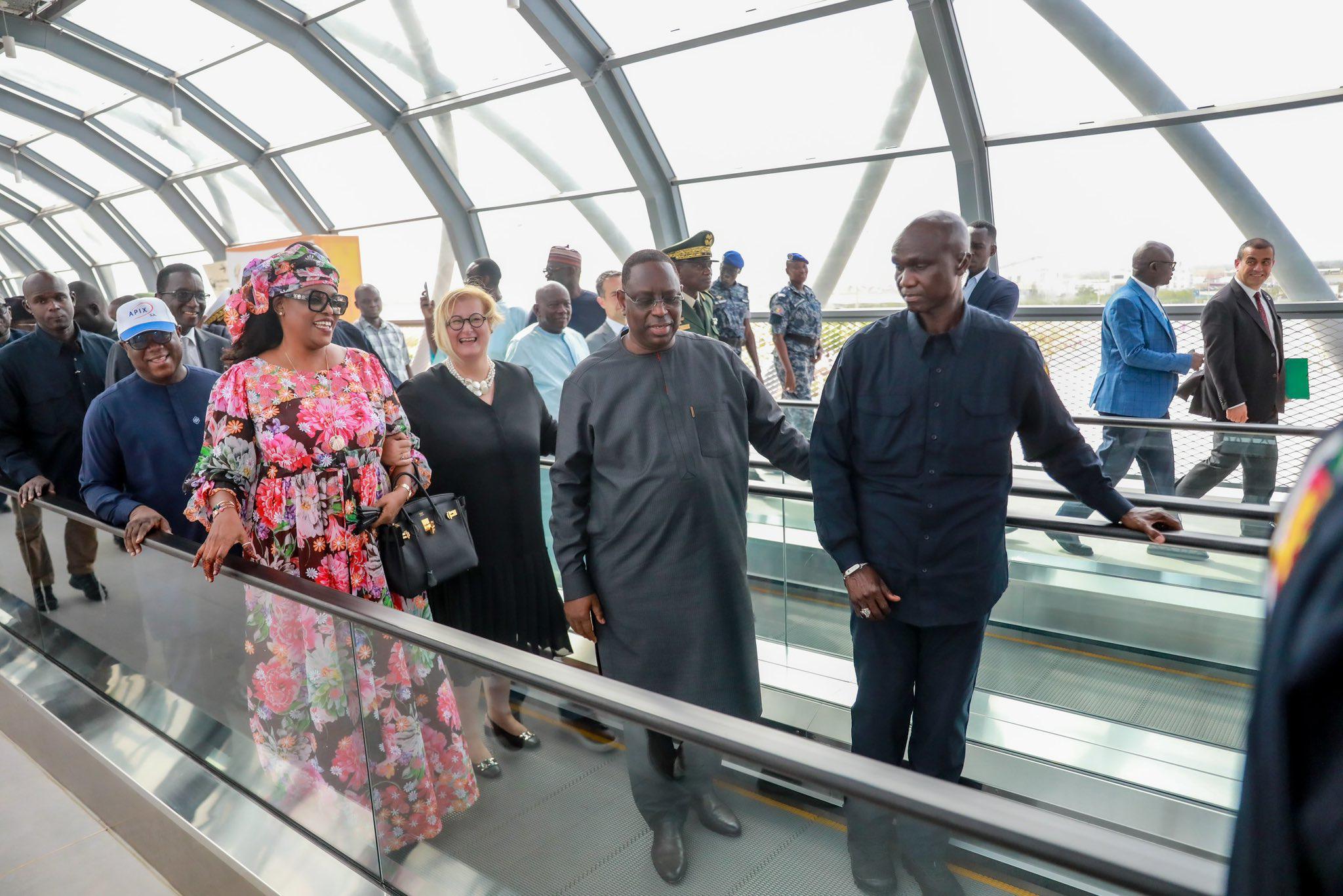 La nouvelle gare du TER de l’AIBD inaugurée par le Président Macky Sall