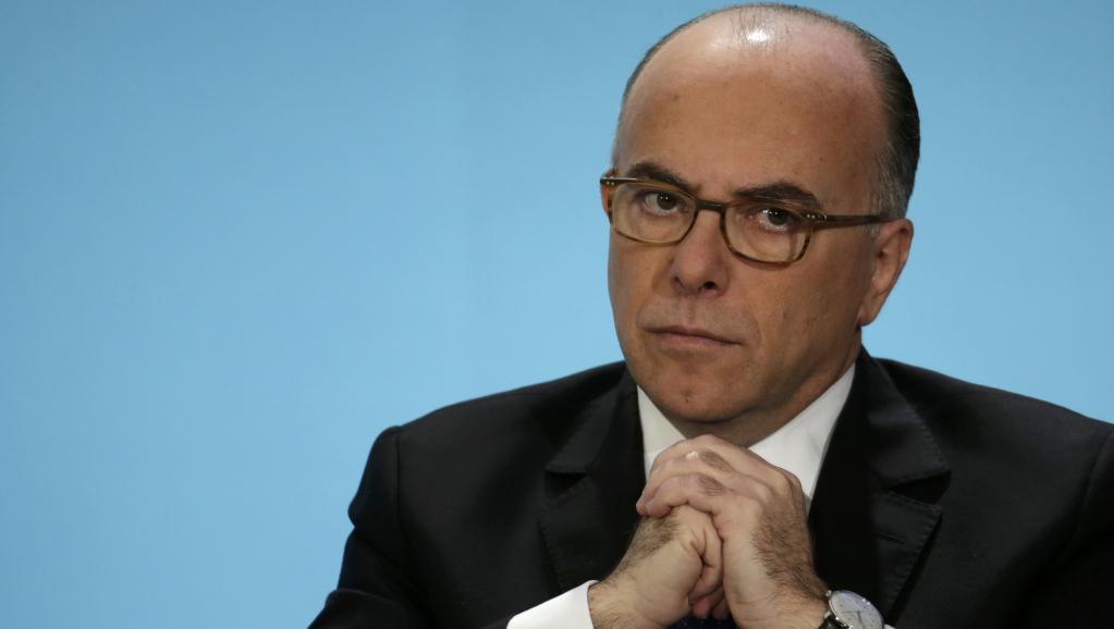 A Riga, le ministre français de l'Intérieur Bernard Cazeneuve, ici le 21 janvier 2015, devrait tenter de convaincre ses homologues européens d'adopter un train de mesures pour lutter contre le terrorisme. REUTERS/Philippe Wojazer