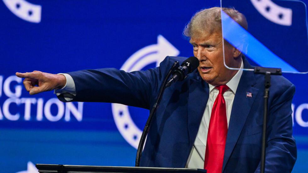 États-Unis: vers une deuxième inculpation fédérale pour Donald Trump?