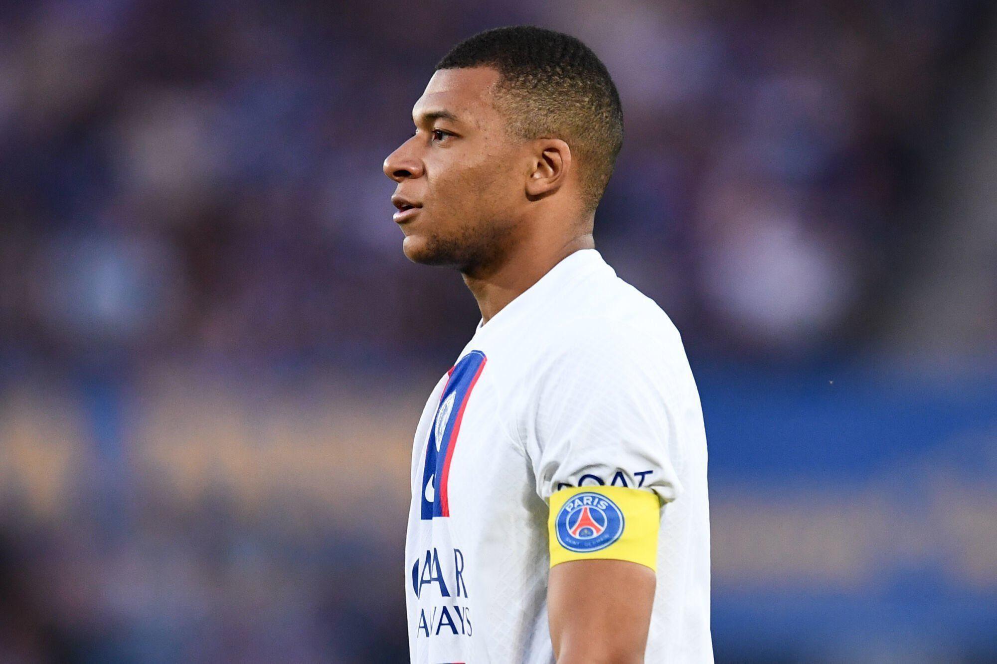 Coup de tonnerre au PSG: Kylian Mbappé écarté du groupe