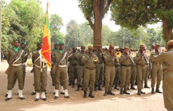 Mali: Trois "assaillants terroristes" tués après avoir attaqué l'armée malienne, près de la frontière burkinabè (Gvt)