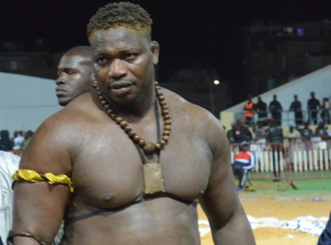 Lutte sénégalaise: Tapha Tine terrasse Eumeu Sène au terme d’un combat sanglant