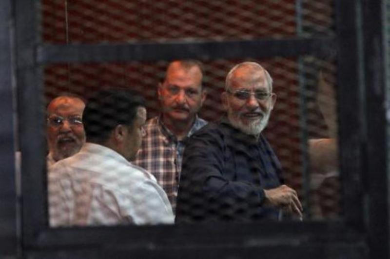 Egypte: peine de mort confirmée pour le chef des Frères musulmans Mohamed Badie et 11 co-accusés