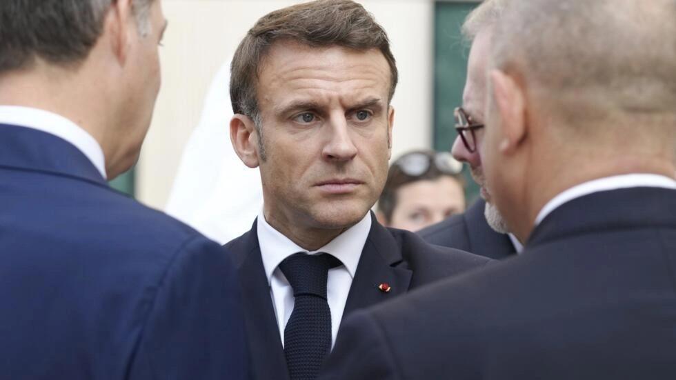 Macron prévient Israël : "la destruction totale du Hamas" entraînerait "dix ans" de guerre