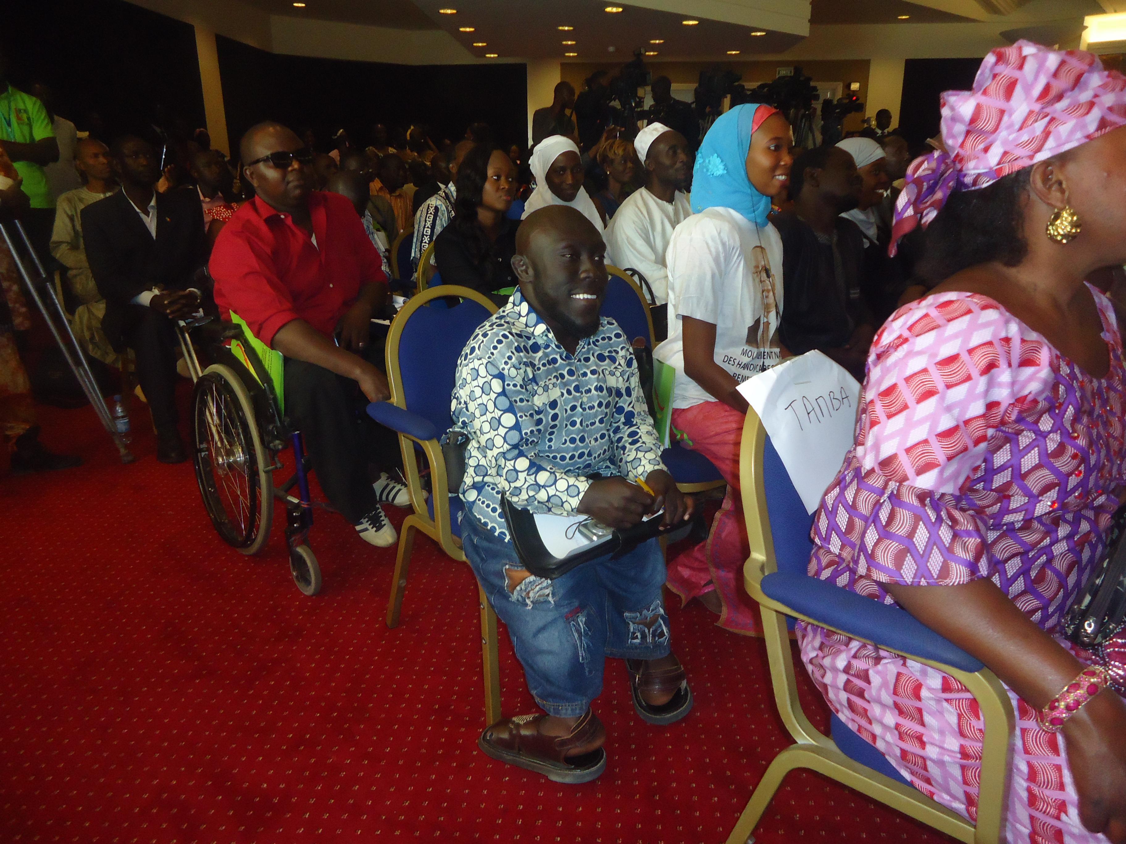 Egalité des chances: Macky Sall gâte les handicapés