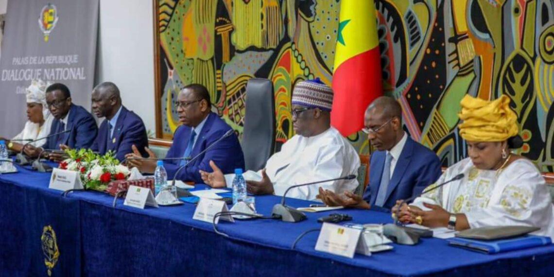Dialogue national ou une manipulation burlesque?
