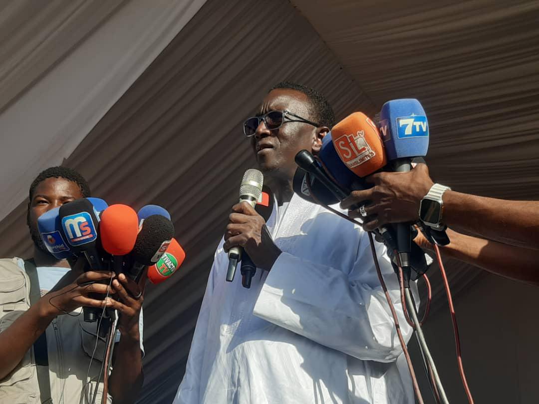 Amadou Ba à Tivaouane: « ceux qui ne croient pas à nos confréries, c'est leur problème»