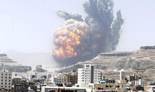 Yémen: explosion près d'une mosquée à Sanaa, au moins 17 morts