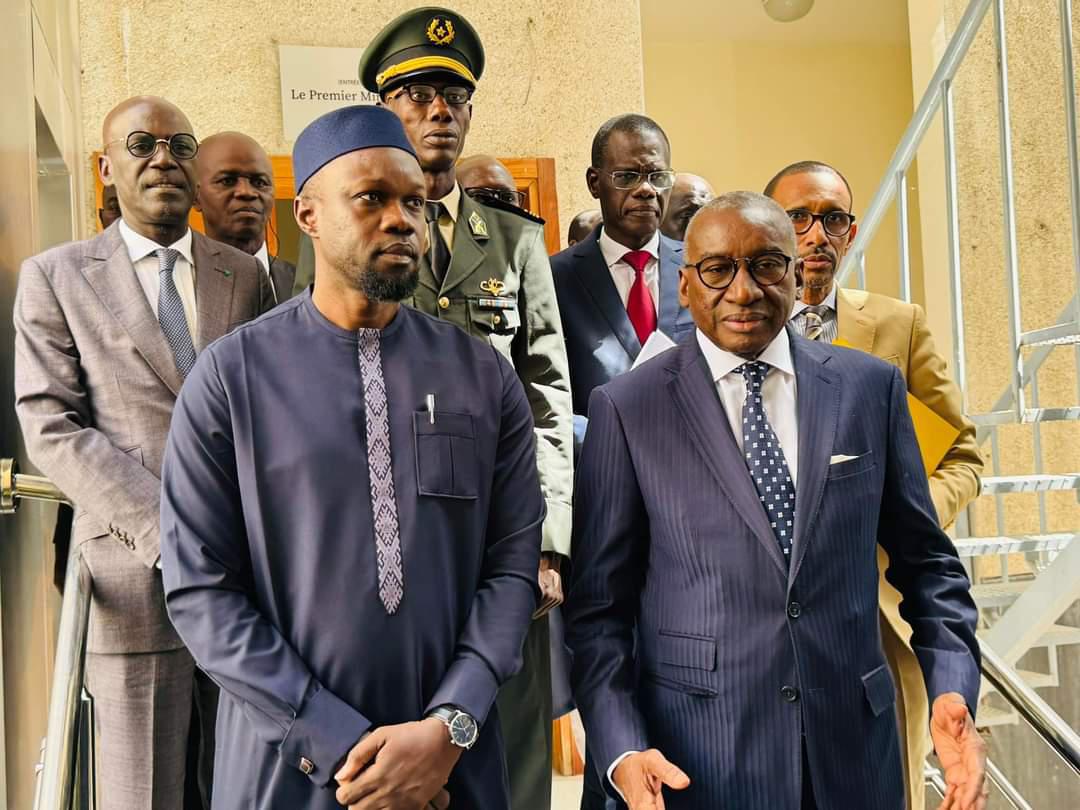 Passation de service à la Primature : Le discours élogieux d'Ousmane Sonko envers son prédécesseur