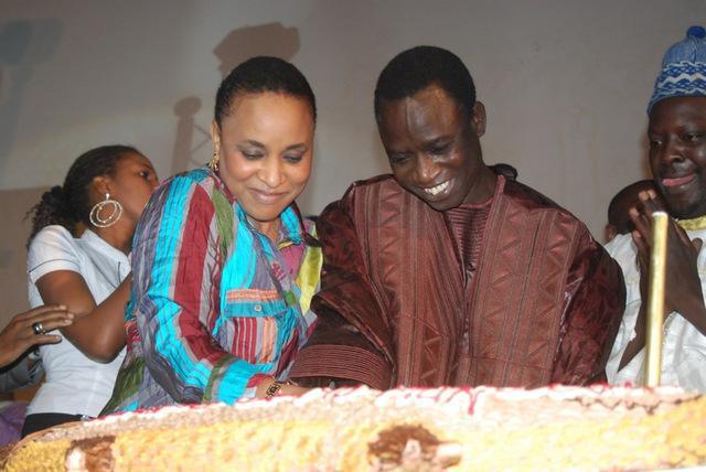 Affaire de faux billets : la femme de Thione Seck réclame ses 5 millions
