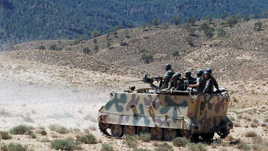 Mourad Gharsalli était l'un des dirigeants de la Katiba Okba Ibn Nafaa, qui a revendiqué de nombreux attentats à la frontière algérienne. Photo: opération de l'armée tunisienne dans la région du mont Chaambi. AFP PHOTO/ABDERRAZEK KHLIFI