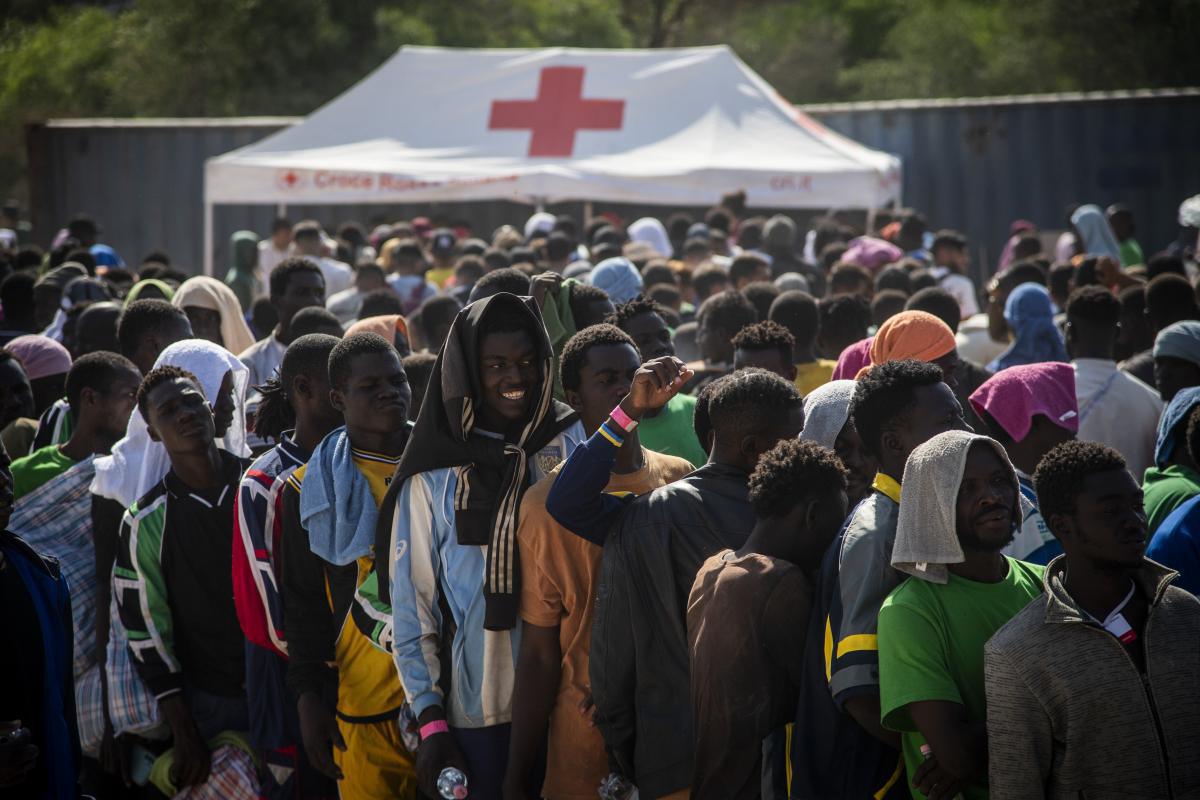 L’UE adopte le pacte migratoire et durcit ses contrôles, mais des pays veulent aller aller plus loin