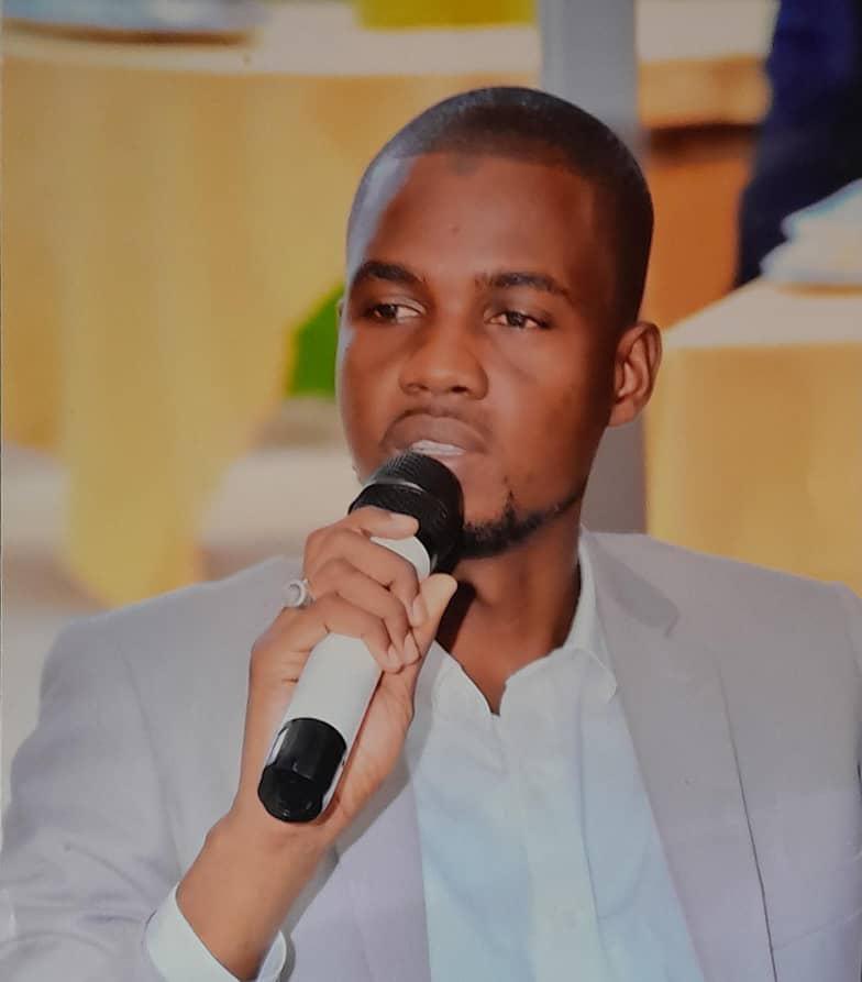 "Le niveau des salaires, du minimum règlementaire à l'aspect négocié" par Amadou NIANG, Contrôleur du Travail et de la Sécurité sociale (Direction générale du Travail et de la Sécurité sociale)