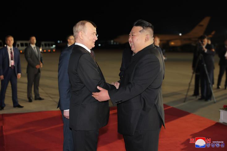 Kim et Poutine signent un accord d'assistance mutuelle en cas d'"agression"