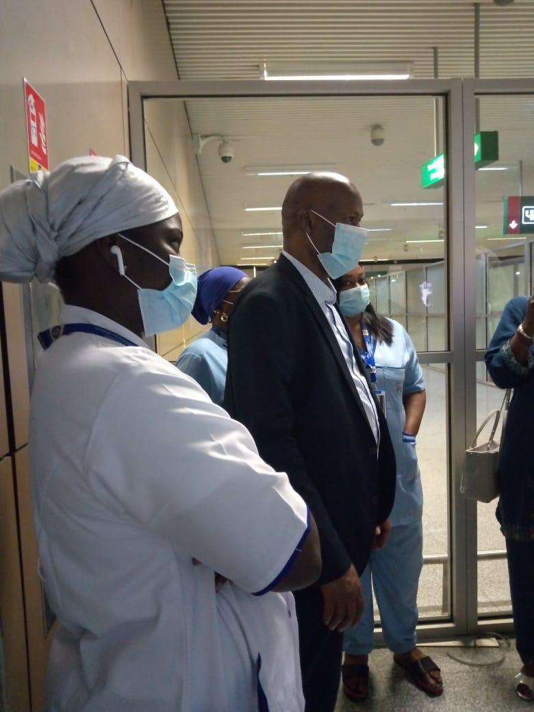 Test Covid_19: l'IRESSEF est bien présent à l'Aéroport International de Blaise Diagne pour les pèlerins