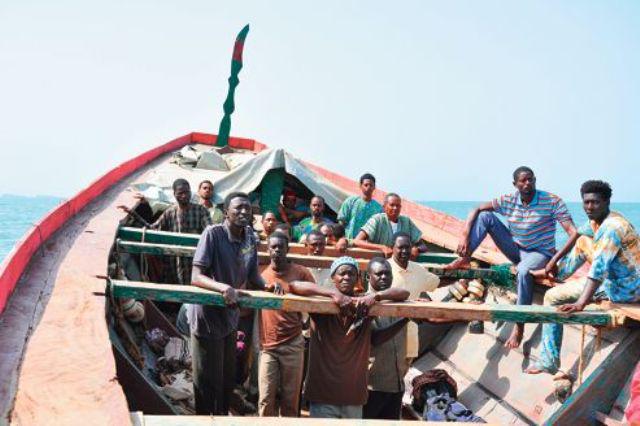 Zone de pêche protégée de Ngaparou : La Marine Nationale arraisonne deux pirogues