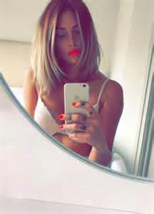 CAROLINE RECEVEUR, UN SELFIE AU DÉCOLLETÉ ÉTOURDISSANT SUR INSTAGRAM