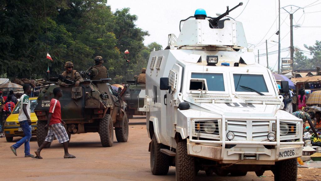 Officiellement, la situation est gérée par la police de la Minusca. Mais des éléments de Sangaris sont également présents. AFP PHOTO / EDOUARD DROPSY