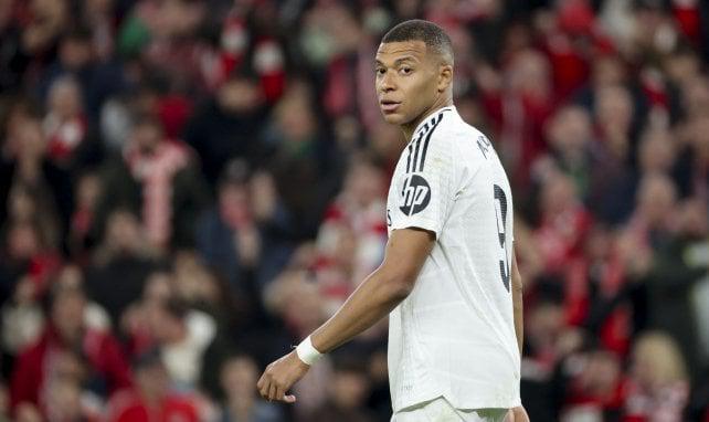 Real Madrid : Ronaldo envoie un message à Kylian Mbappé
